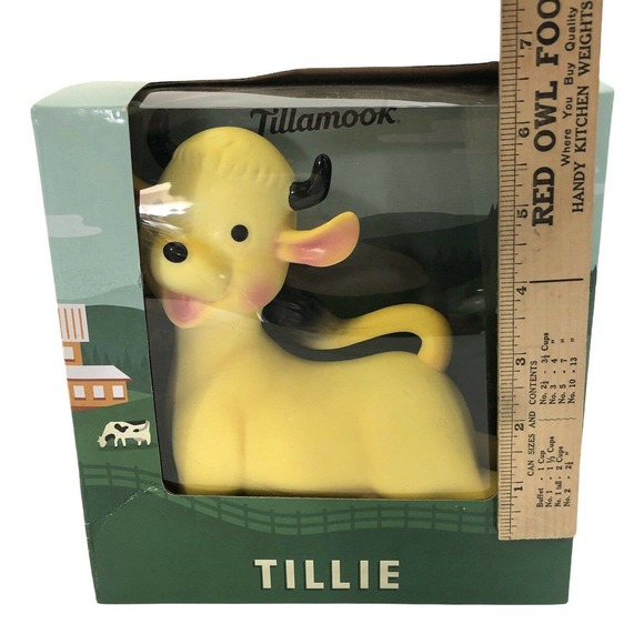 Tillie From Tillamook Advertising Mascot Cow Rubber Toy Dairy Oregon - Picture 4 of 6